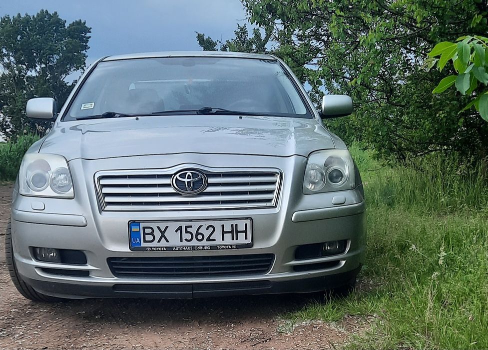 Продам Toyota avensis