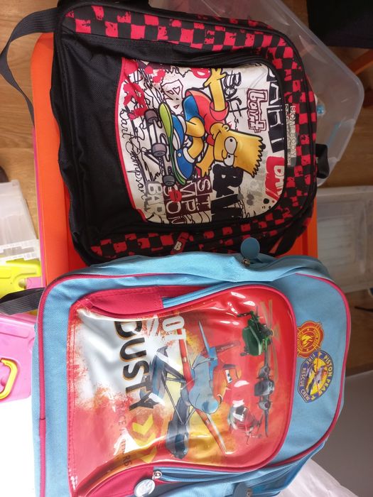 Mochilas bom estado