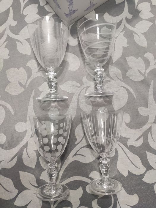 Vendo copos de cristal da Sanimaia - NUNCA USADOS