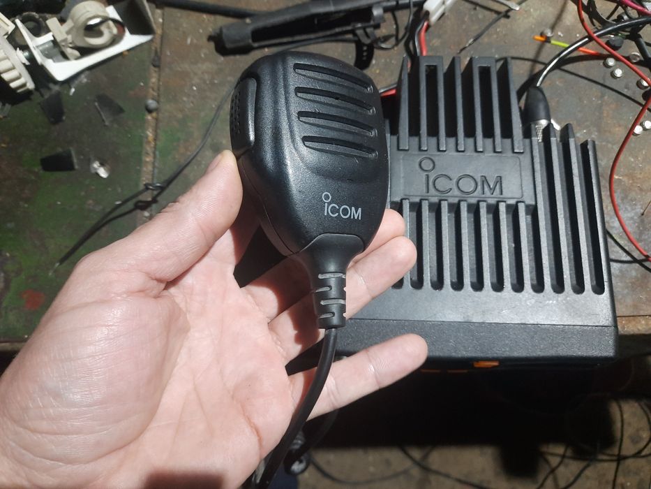 Радіостанція Icom ic-f111 vhf 50w