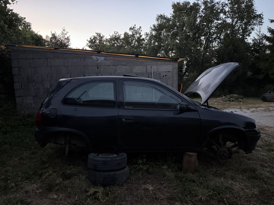 Vendo pecas opel corsa b