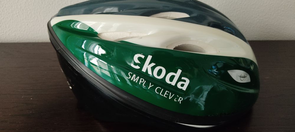 Capacete ciclismo trotinete Skoda