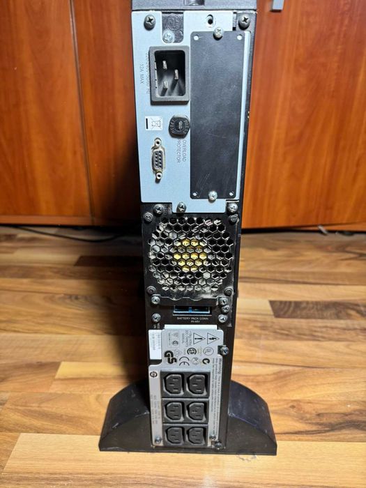 ИБП /ДЖБ/ УПС APC Smart-UPS 2000RT (SURT2000XLi)  Чистий синус