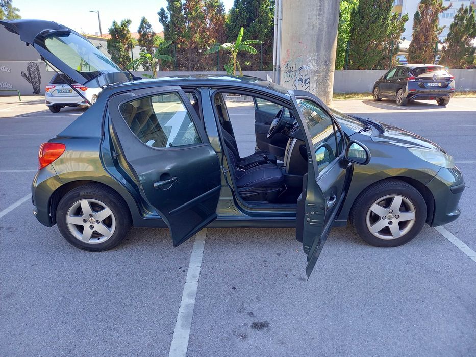 Peugeot 207 ano 2006