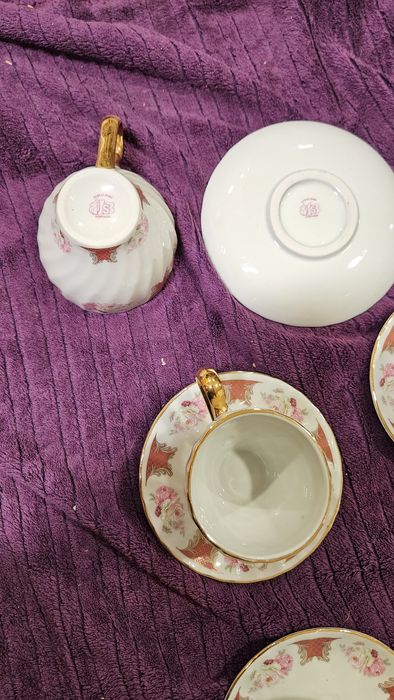 Serviço de chá e café JSB.