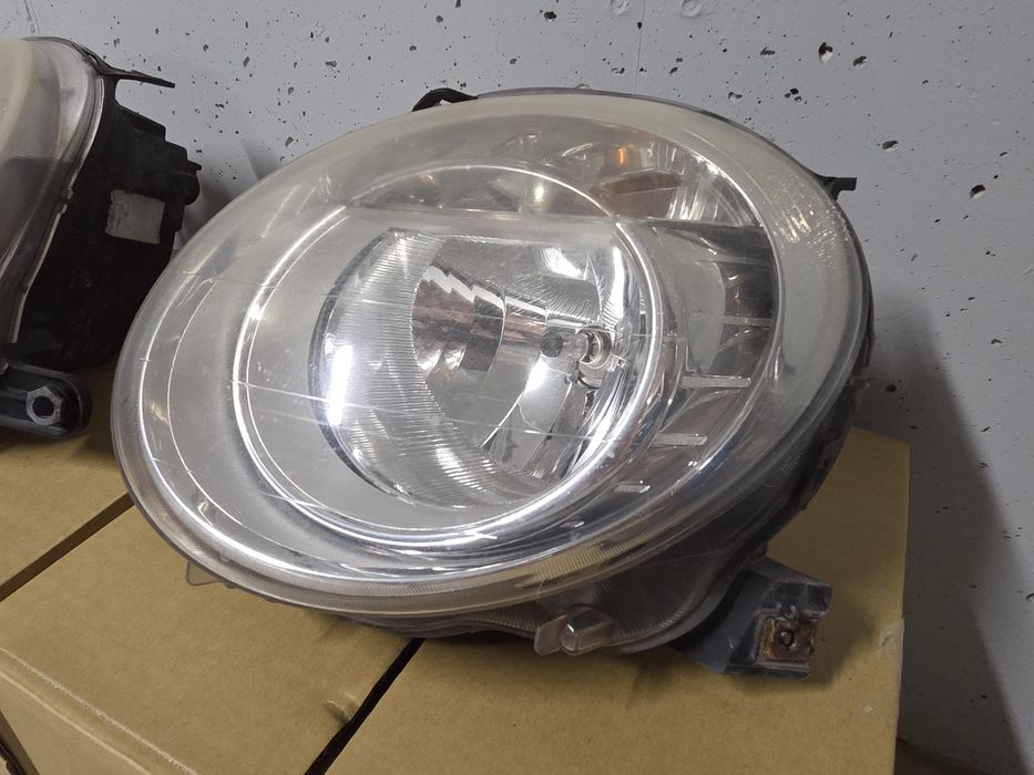 Lampy przednie przód FIAT 500 lewa prawa kpl

Lampy przednie przód FI