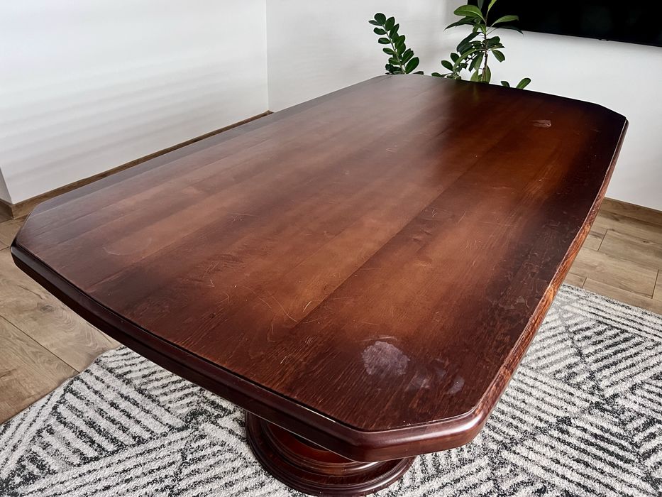 Стіл з дерева вільха