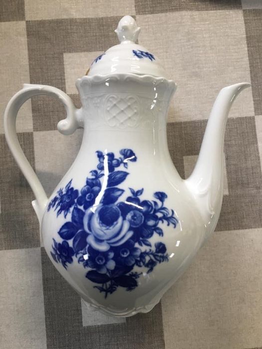 porcelanowy dzbanek Sygnowany- BAVARIA