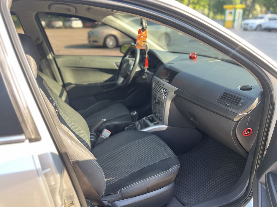 Opel Astra 2011р, 1,69 дизель хетчбек