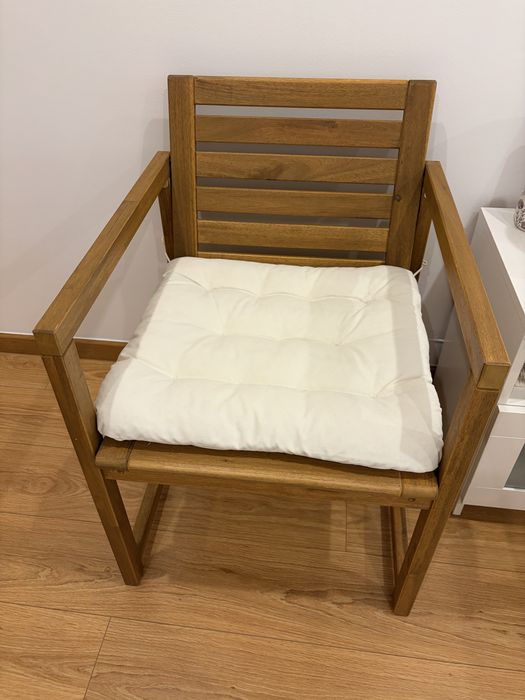 Cadeira madeira IKEA
