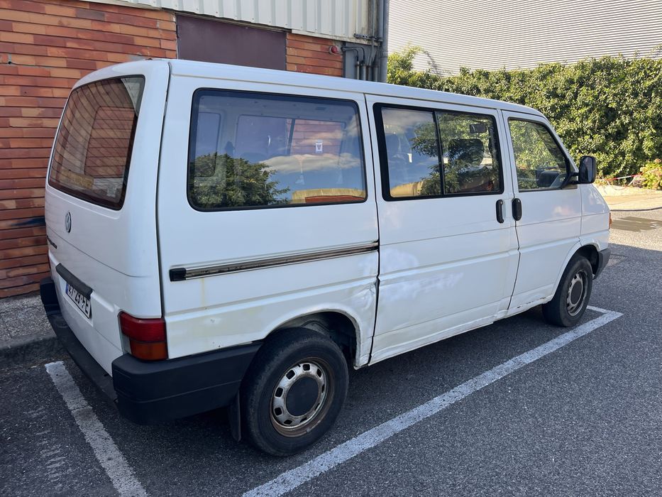 Vendo vw transporter 2.4 7 lugares