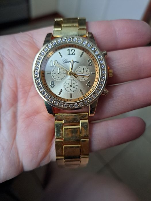 Zegarek  damski zloty nowy