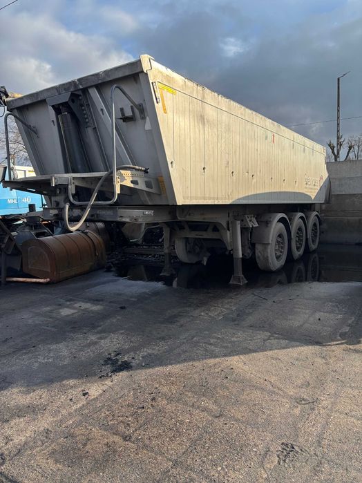 INTERCARS 2011 wymieniona podłoga, aluminium, waga 5470 kg