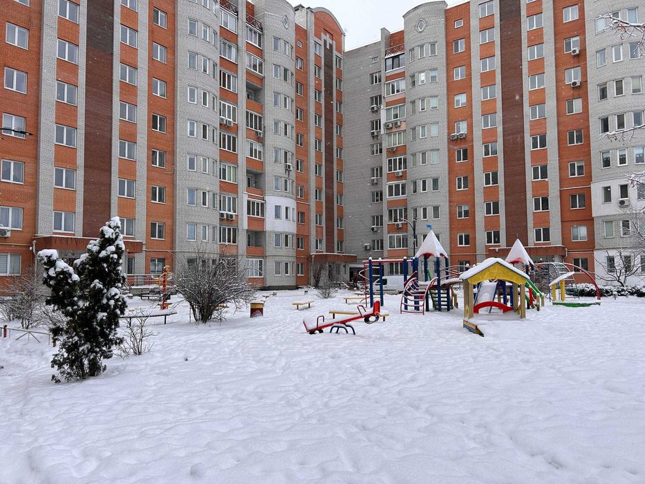 Квартира з ремонтом, м.Буча, вулиця Тарасівська, три окремі кімнати.