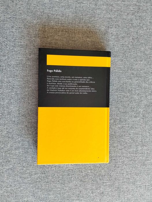 Livro "Fogo pálido" de Vladimir Nabokov