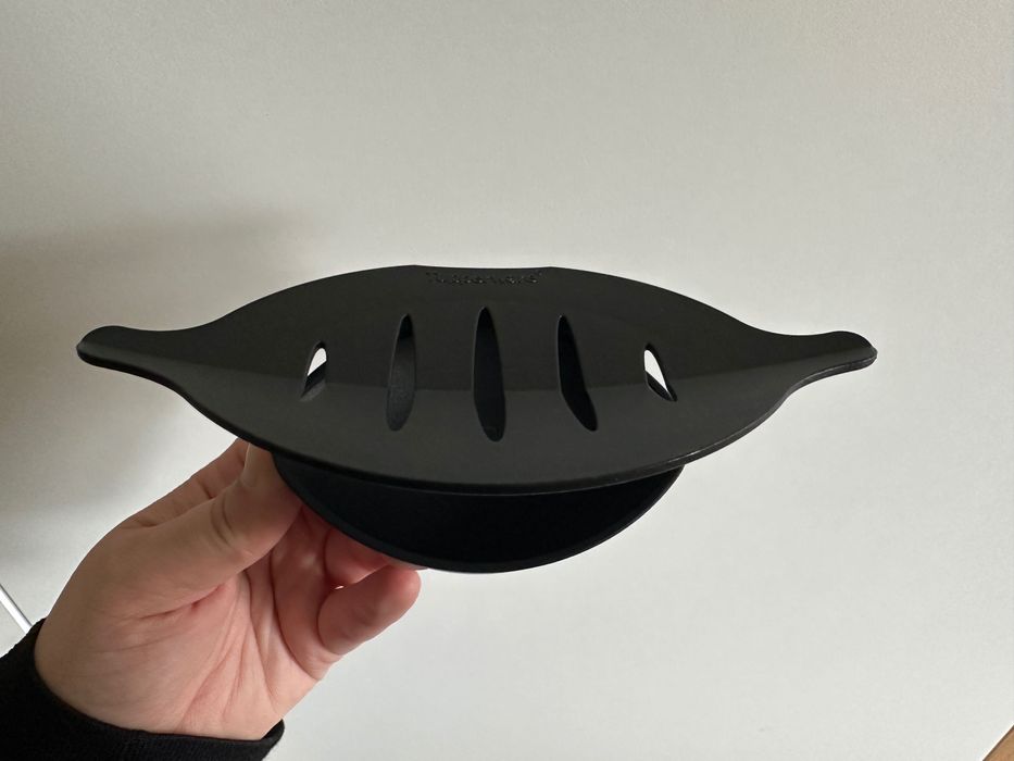 Saboneteira Preta Tupperware