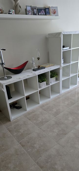 Vendo 2 armários IKEA em bom estado para diversos sítios.