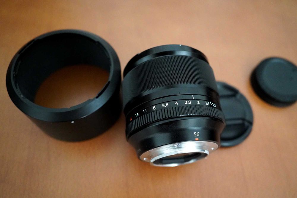 FUJIFILM  XF 56mm f/1.2 R (1 Ver.)