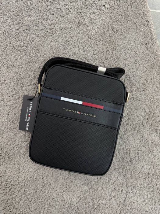 Месенджер Tommy Hilfiger