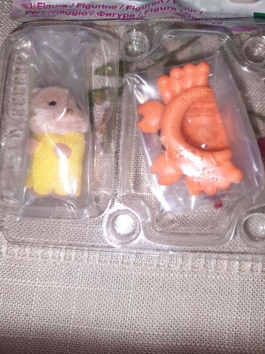 3 колекційні іграшки-cюрпризи Sylvanian Fammiles.Різні.Можна на обмін