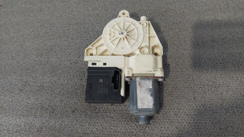 Motor vidro trás esquerdo RENAULT Megane III Grandtour (KZ0/1)