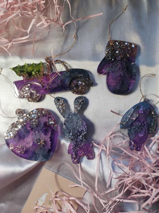 Ozdoby na choinkę bombki świąteczne błyszczące prezent handmade serca