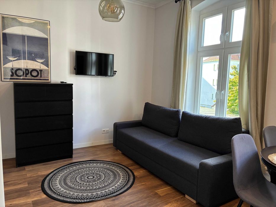 ## CENTRUM Sopotu, 200m Monciak, 10min molo, apartament dla 1-4 os. ##