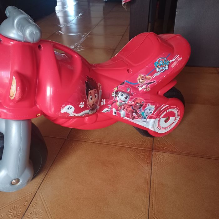 Carinho , Moto da patrulha pata