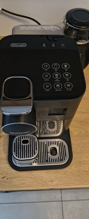 DeLonghi Gran Lattissima Czarny