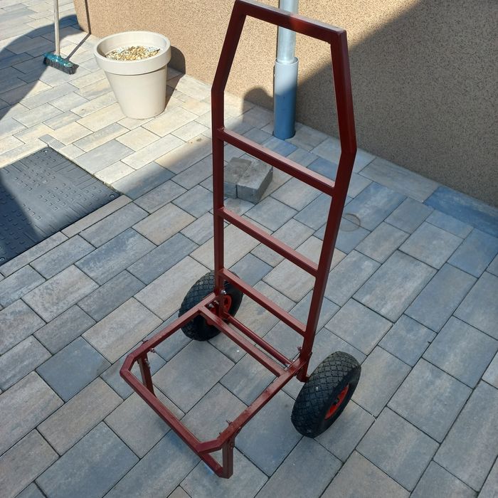 Wózek do transportu sprzętu wędkarskiego