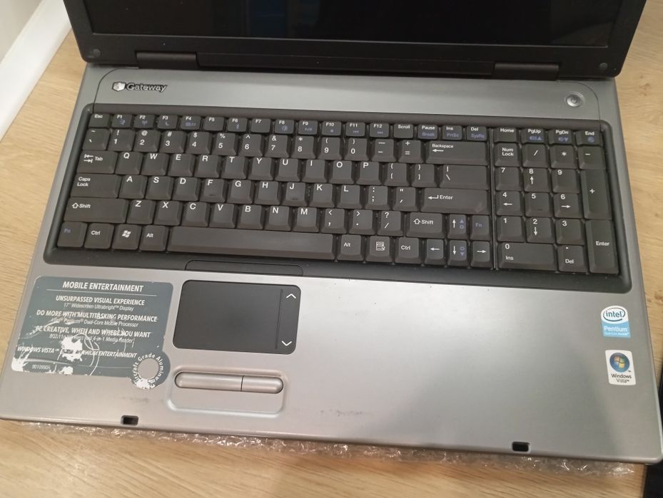 Ноутбук Gateway PA6A Екран 17" У робочому стані (Без HDD)