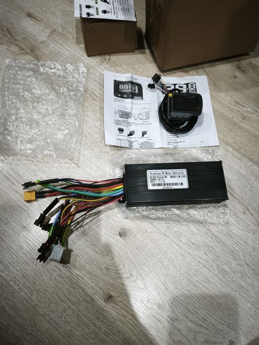 Sterownik 30A +wyświetlacz LCD  24V36V48V60V 250W-1000W-2000W Nowy zes