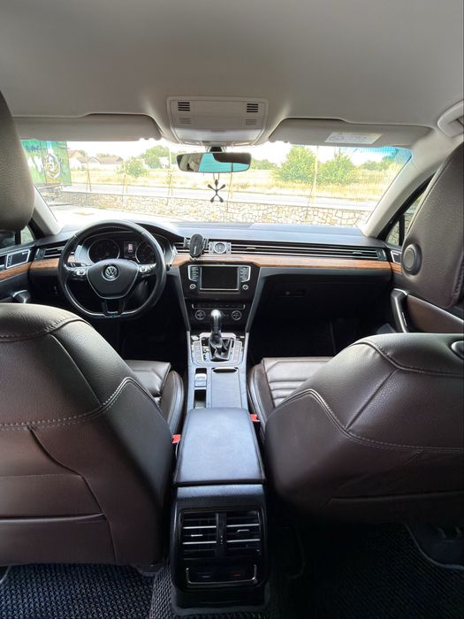 Volkswagen Passat B8 2015