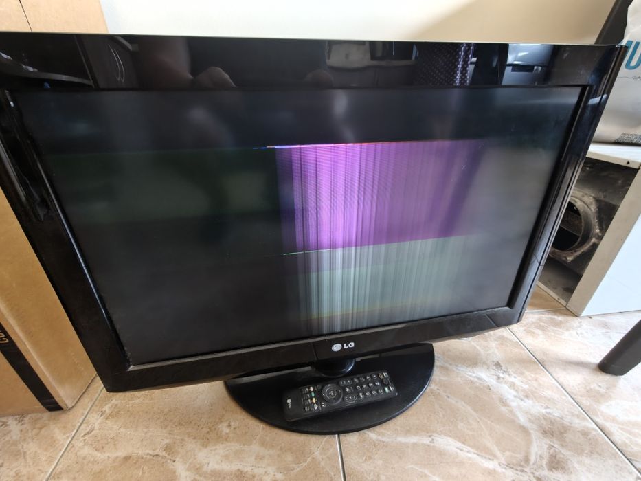 Телевізор LG 26 LH2000 на запчастини