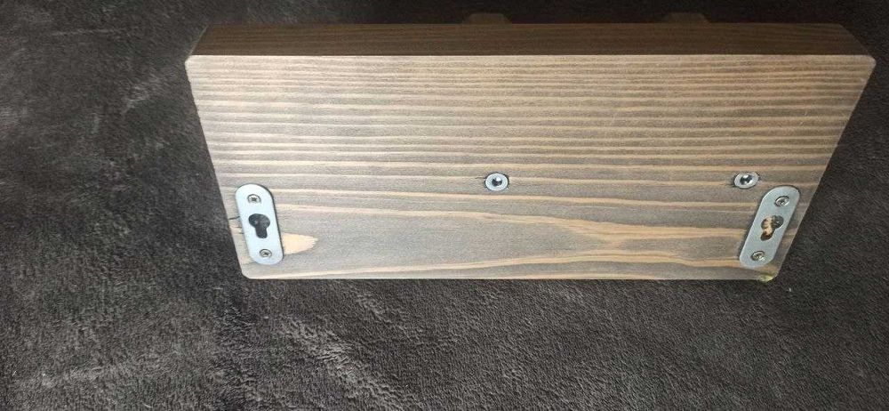 Настінний тримач для акустичної гітари з дерева