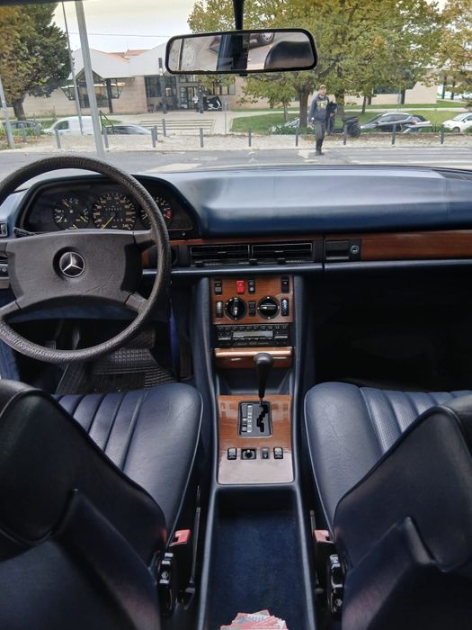 Mercedes SE 300 W126