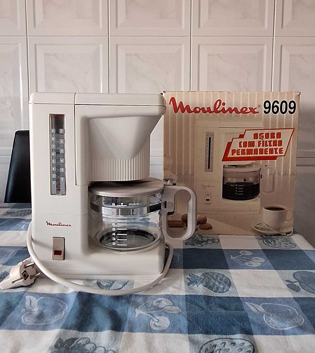 Cafeteira Moulinex modelo antigo