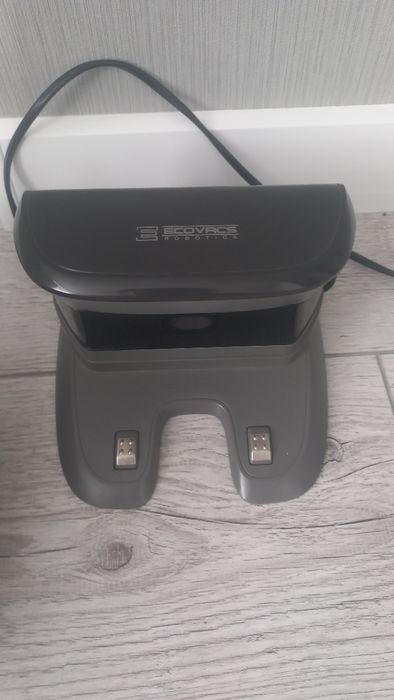 Робот пилосос  Deebot