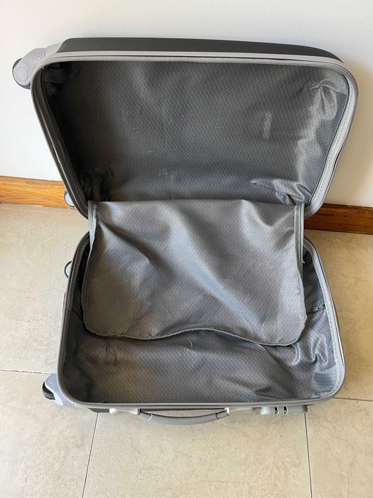 Mala Viagem Preta de Cabine - Trolley