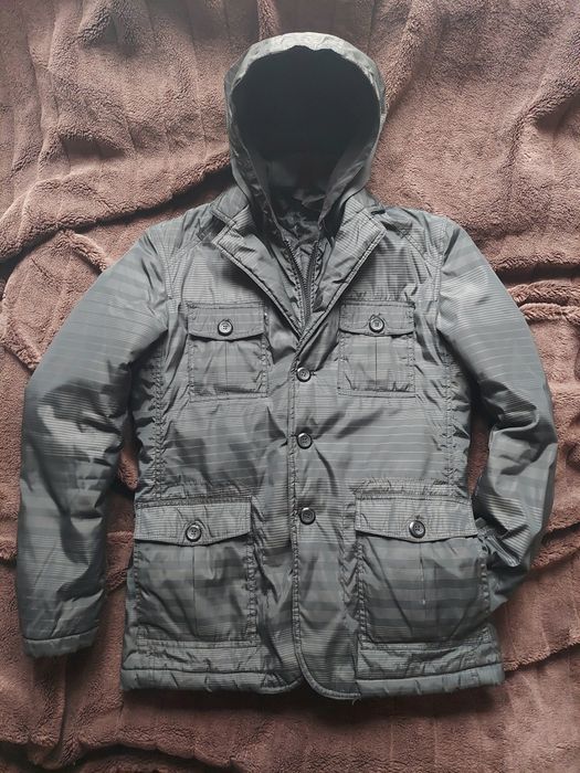 Куртка пальто трансформер papay

Розмір по бірці:  48 буде  на ( M /