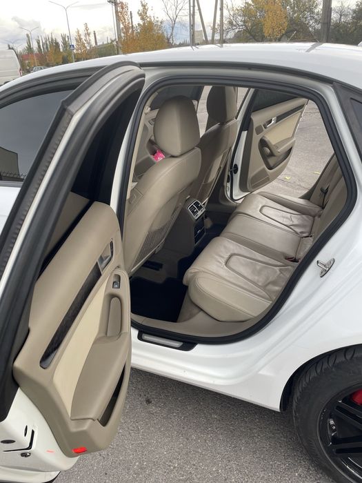 Продам Audi a4 b8