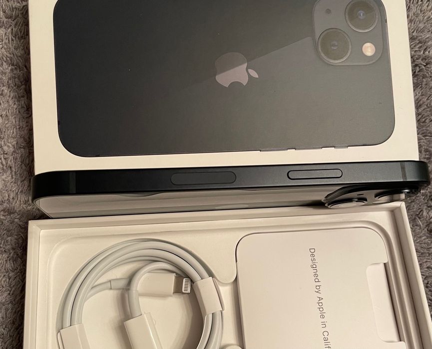 iPhone 13 128GB Black Neverlock