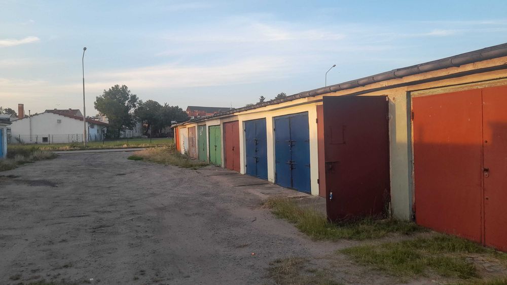 Garaż do wynajęcia w Jaworze, ul. Rzeczna Jawor Kanał Prąd