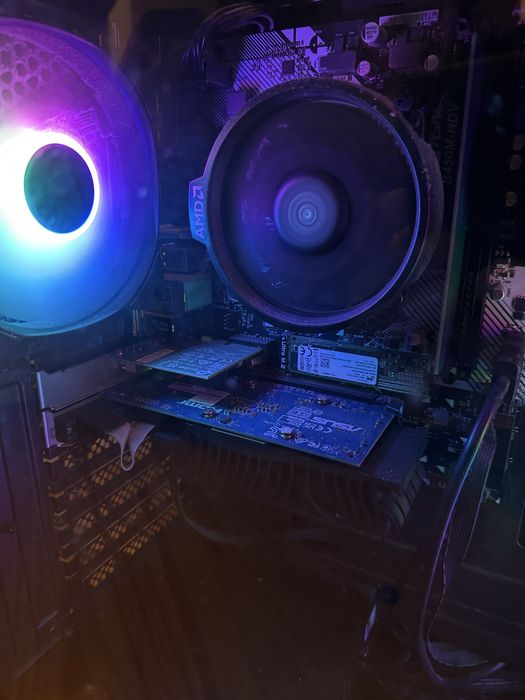 Pc UNYKA usado mais funciona