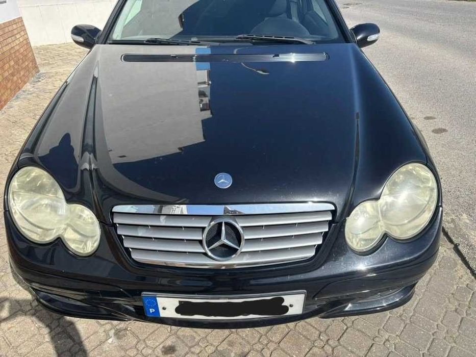 2008 - Mercedes-Benz c220 coupé