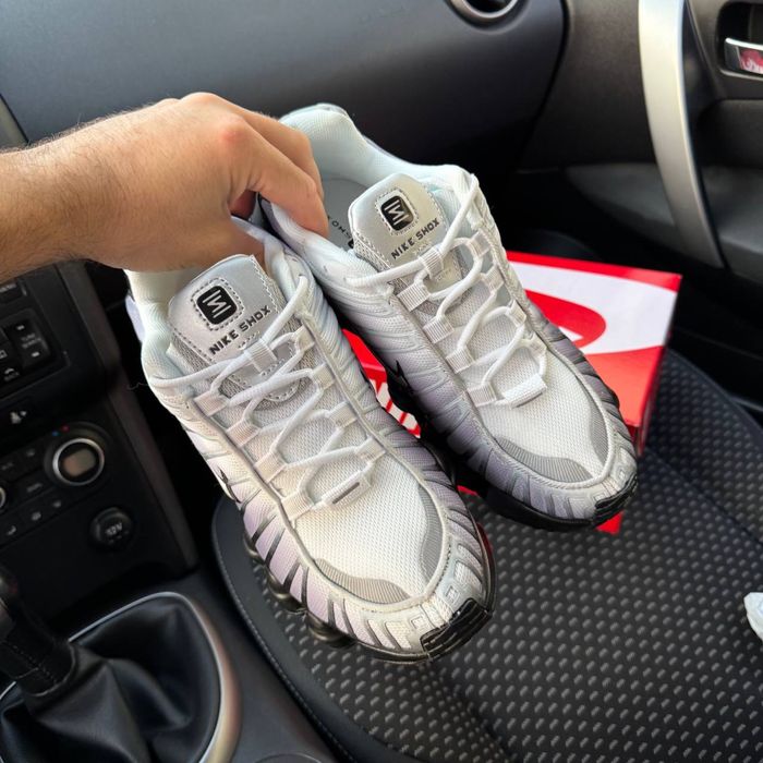 Чоловічі кросівки найк шокс чорно білі Nike Shox TL Black Grey white