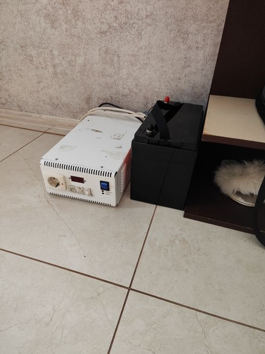 Комплект безперебійного живлення