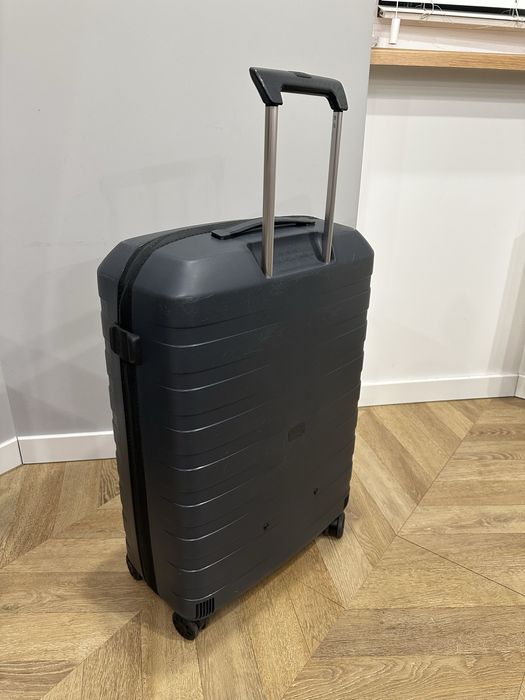 Валіза Roncato box sport 2.0 . Середня. Супер легка і надійна