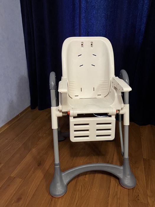 Стульчик для кормления Wonderkids