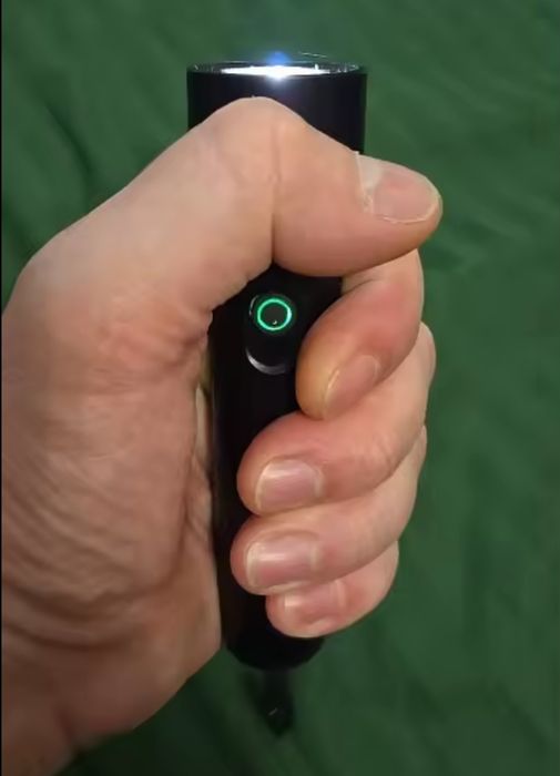 Продається ліхтарик philips